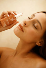 Load image into Gallery viewer, Vani-T Ultra Glow Setting Mist 80ML