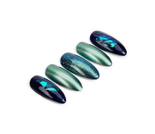 Load image into Gallery viewer, Ardell Nail Addict - Green Glitter Chrome - Professional Salon Brands