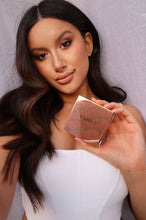 Load image into Gallery viewer, Vani-T Mineral Foundation - Truffle 15gm
